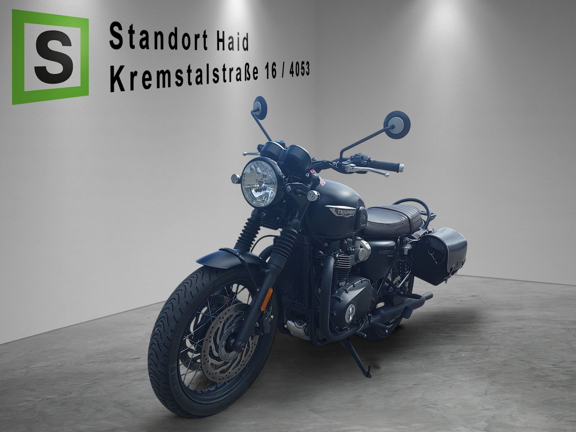 Triumph Bonneville T120 Black