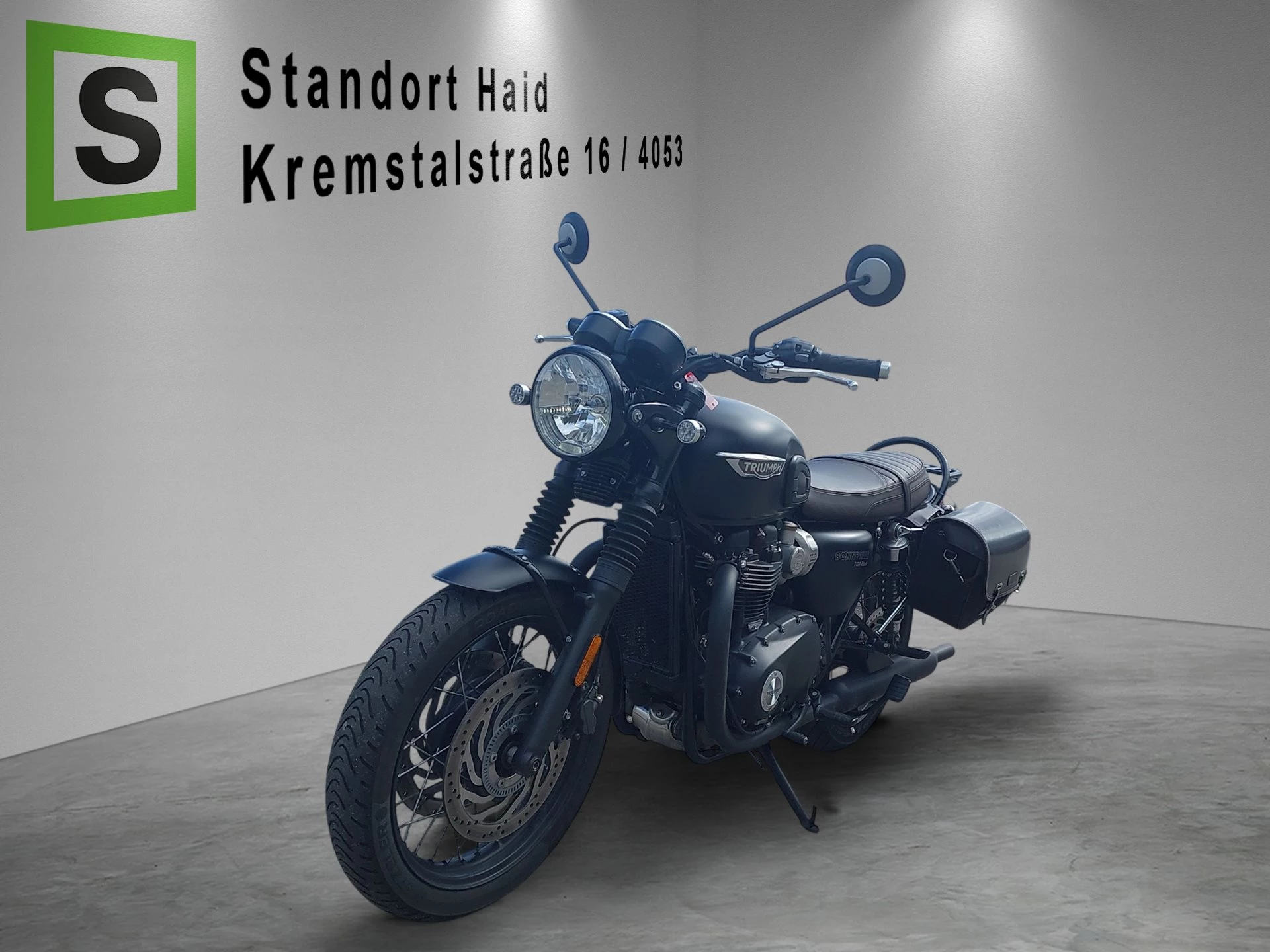 Triumph Bonneville T120 Black