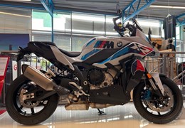 Neumotorrad BMW M 1000 XR
