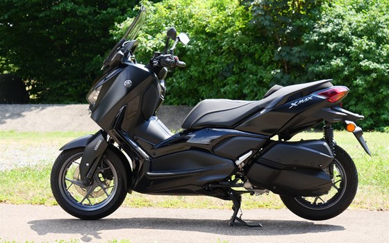 Gebrauchtmotorrad Yamaha XMAX 300 Tech MAX - Bild 7