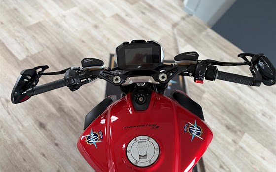 Neufahrzeug MV Agusta Dragster 800 R - Bild 16