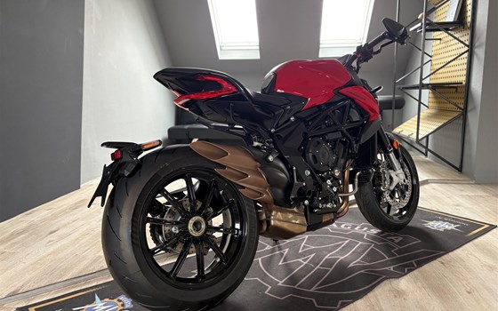 Neufahrzeug MV Agusta Dragster 800 R - Bild 2