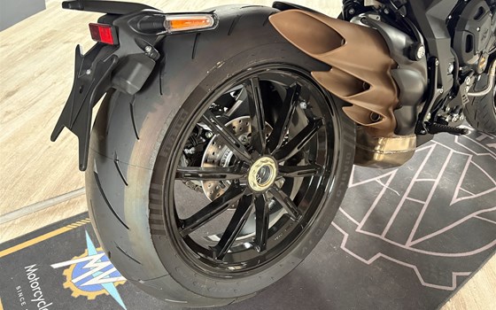 Neufahrzeug MV Agusta Dragster 800 R - Bild 6