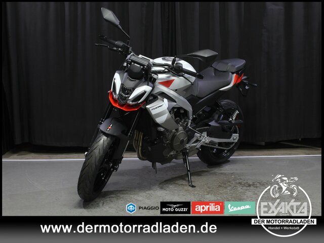 Aprilia Tuono 457