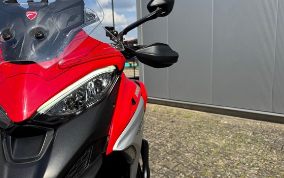 Gebrauchtmotorrad Ducati Multistrada V4 - Bild 8