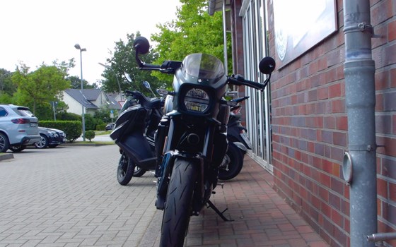 Gebrauchtmotorrad Suzuki GSX-8TT - Bild 3