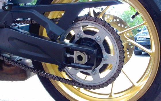 Gebrauchtmotorrad Suzuki GSX-8TT - Bild 6