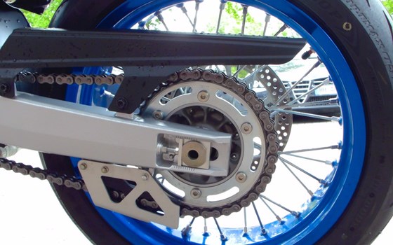 Gebrauchtmotorrad Suzuki DR-Z4SM - Bild 6