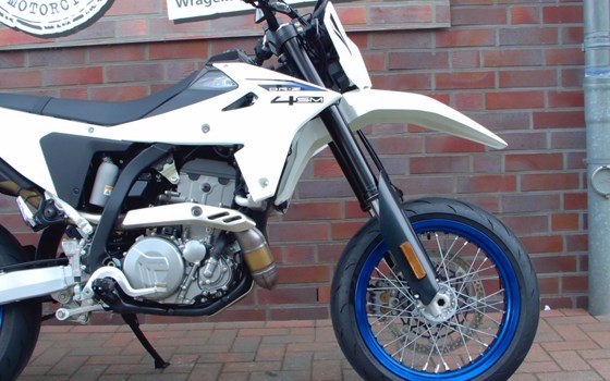 Gebrauchtmotorrad Suzuki DR-Z4SM - Bild 8