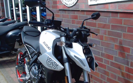 Gebrauchtmotorrad Suzuki GSX-8S - Bild 3
