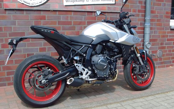 Gebrauchtmotorrad Suzuki GSX-8S - Bild 4