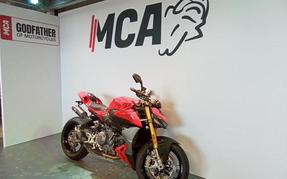 Gebrauchtmotorrad Ducati Streetfighter V2 S - Bild 2