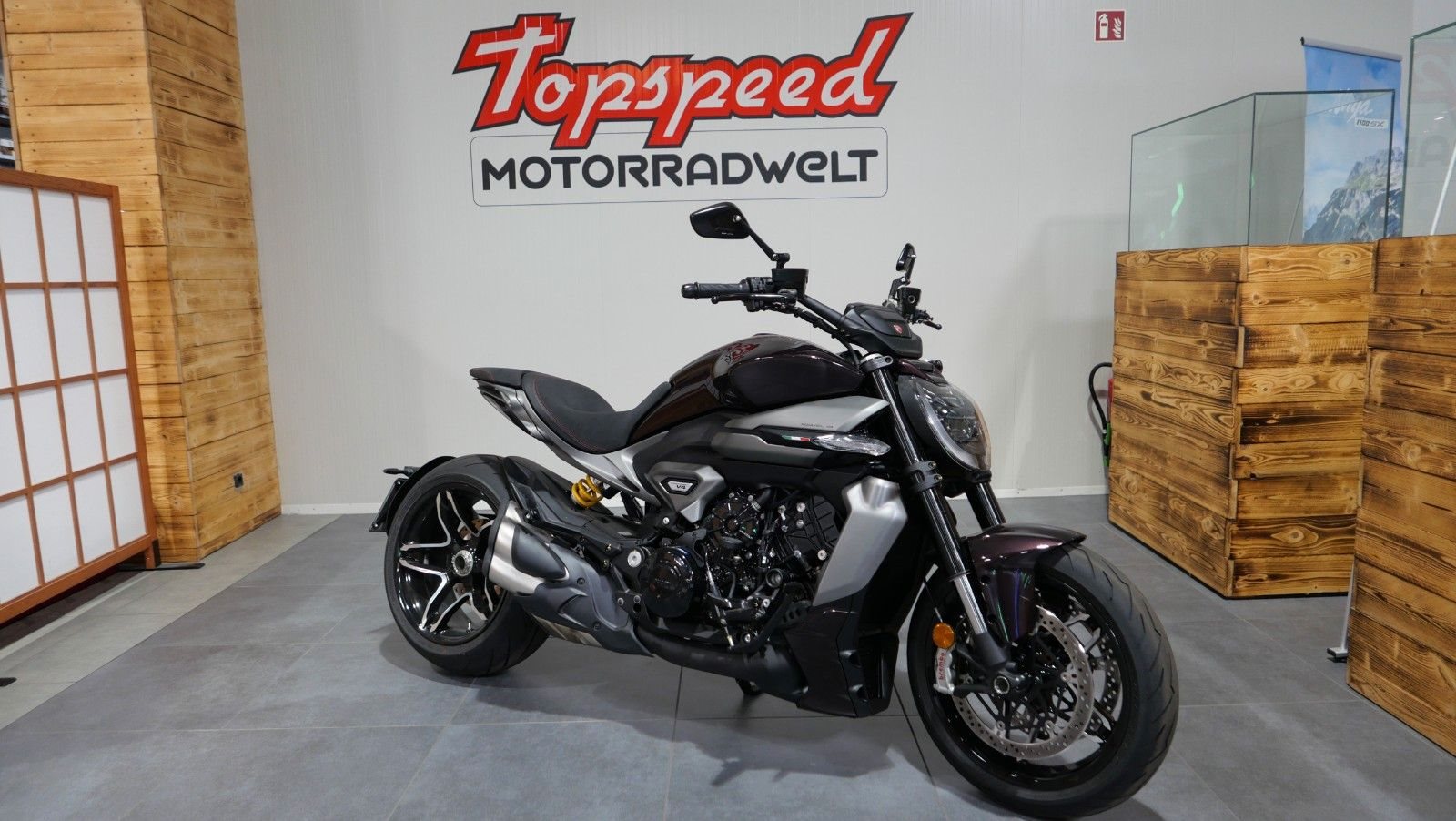 Ducati XDiavel V4