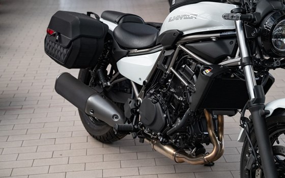 Neufahrzeug Kawasaki Eliminator 500 - Bild 24