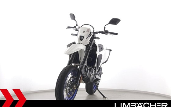 Gebrauchtmotorrad Suzuki DR-Z4SM - Bild 3