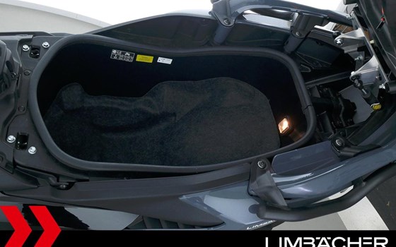 Gebrauchtmotorrad Yamaha TMAX 560 - Bild 17