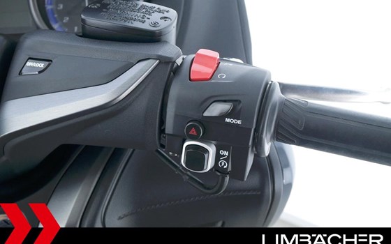 Gebrauchtmotorrad Yamaha TMAX 560 - Bild 19