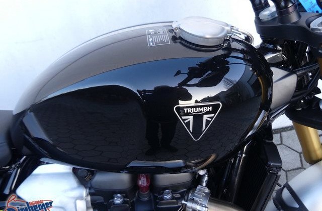 Triumph Scrambler 1200 XE