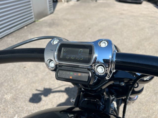 Harley-Davidson Softail Breakout 114 FXBRS (schwarz) - Bild 12