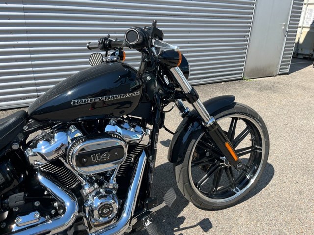 Harley-Davidson Softail Breakout 114 FXBRS (schwarz) - Bild 3