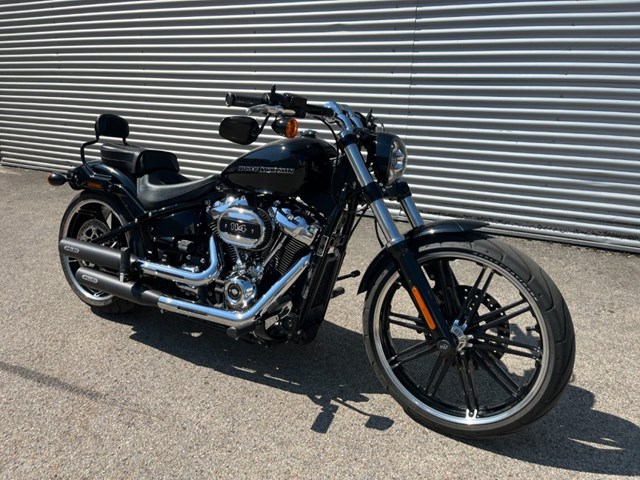 Harley-Davidson Softail Breakout 114 FXBRS (schwarz) - Bild 4