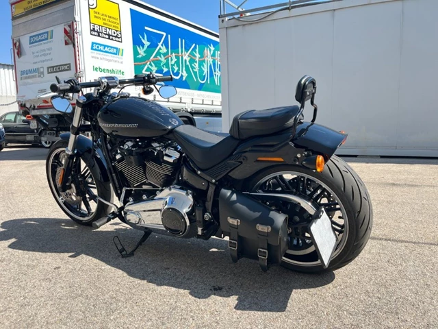Harley-Davidson Softail Breakout 114 FXBRS (schwarz) - Bild 8