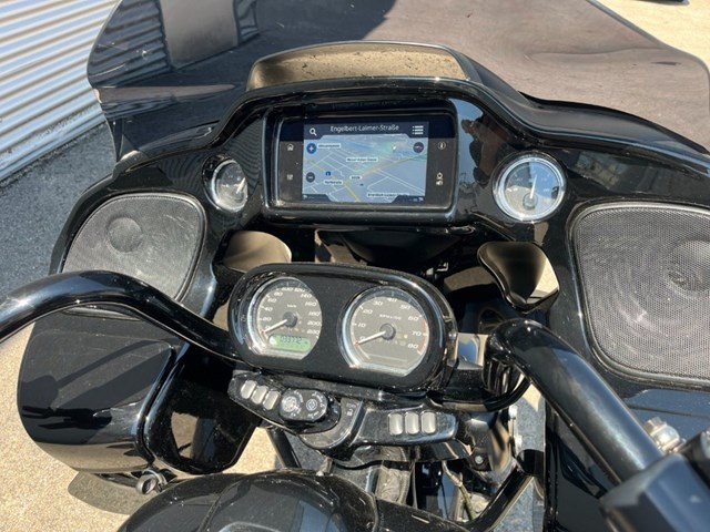 Harley-Davidson Touring Road Glide ST (schwarz) - Bild 13