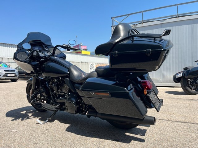 Harley-Davidson Touring Road Glide ST (schwarz) - Bild 9
