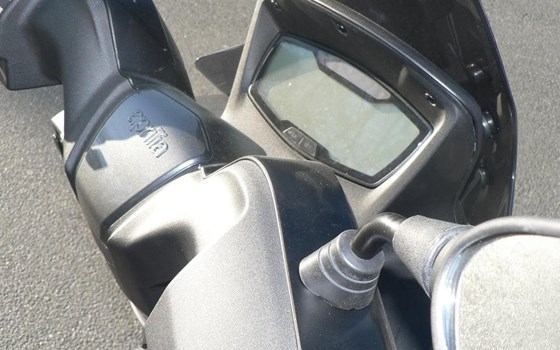 Neufahrzeug Aprilia SXR 50 - Bild 3