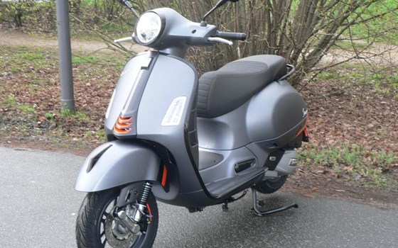 Neufahrzeug Vespa GTS 125 i.e. Super Sport - Bild 4