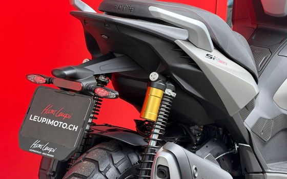 Motorrad Occasion Aprilia SR GT 400 - Bild 10