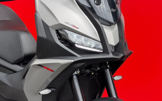 Motorrad Occasion Aprilia SR GT 400 - Bild 13