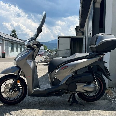 Honda SH300i