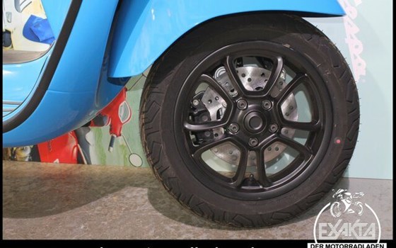 Neufahrzeug Vespa GTS 125 Supersport iGET - Bild 23