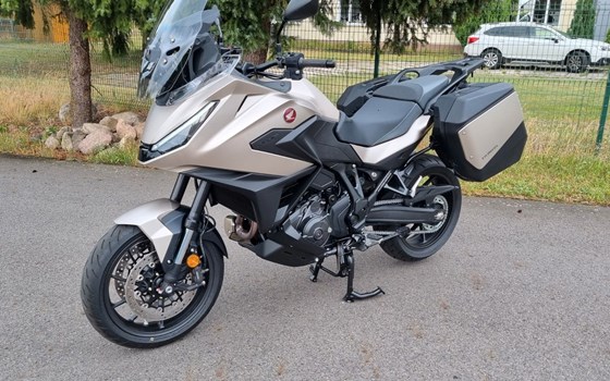 Gebrauchtmotorrad Honda NT1100 DCT - Bild 1