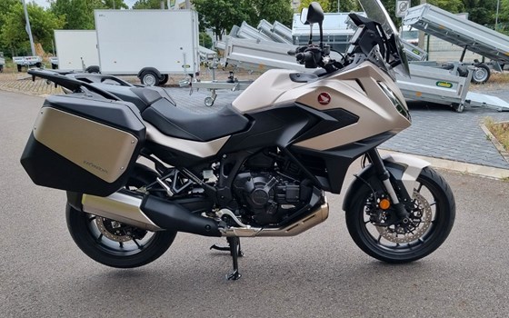 Gebrauchtmotorrad Honda NT1100 DCT - Bild 3