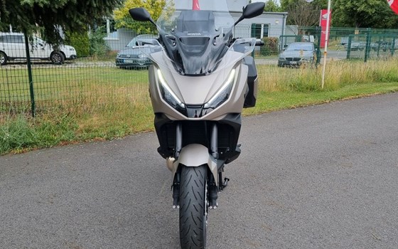 Gebrauchtmotorrad Honda NT1100 DCT - Bild 5