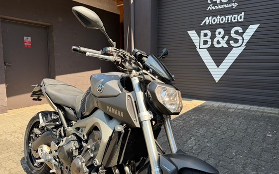 Gebrauchtmotorrad Yamaha MT-09 - Bild 13