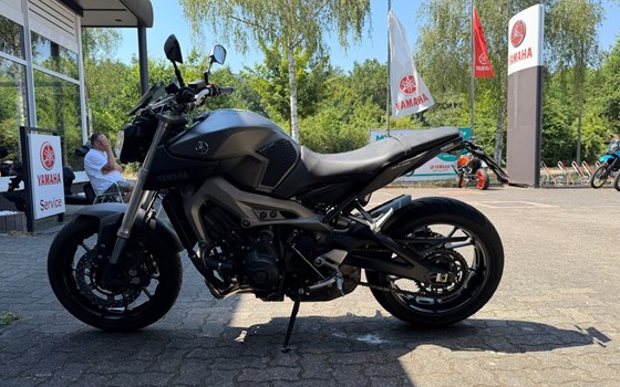 Gebrauchtmotorrad Yamaha MT-09 - Bild 6