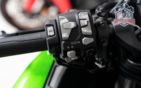 Gebrauchtmotorrad Kawasaki Ninja H2 SX SE - Bild 6