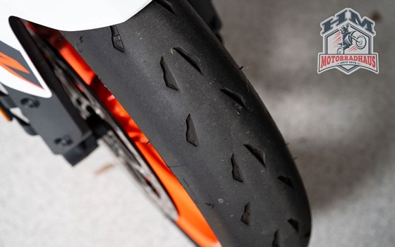 Gebrauchtmotorrad KTM 890 Duke R - Bild 11