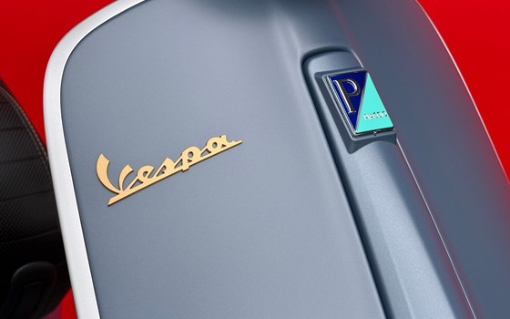 Neufahrzeug Vespa Primavera 125 Officina 8 - Bild 10