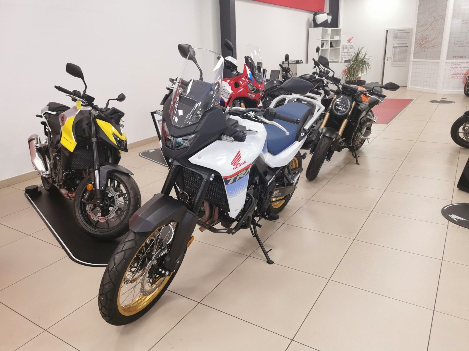 Honda XL750 Transalp