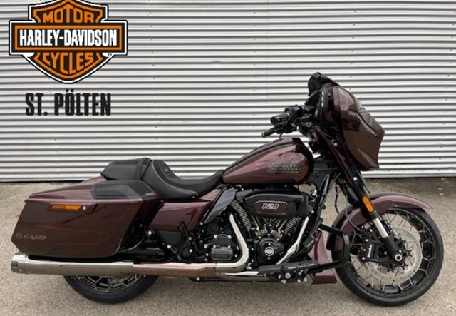 Harley-Davidson CVO Street Glide FLHXSE (rot)