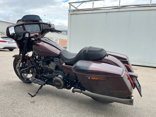 Harley-Davidson CVO Street Glide FLHXSE (rot) - Bild 10