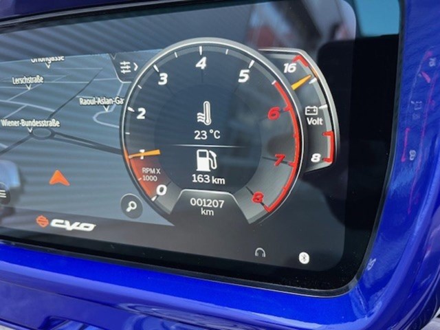 Harley-Davidson CVO Street Glide FLHXSE (blau) - Bild 16