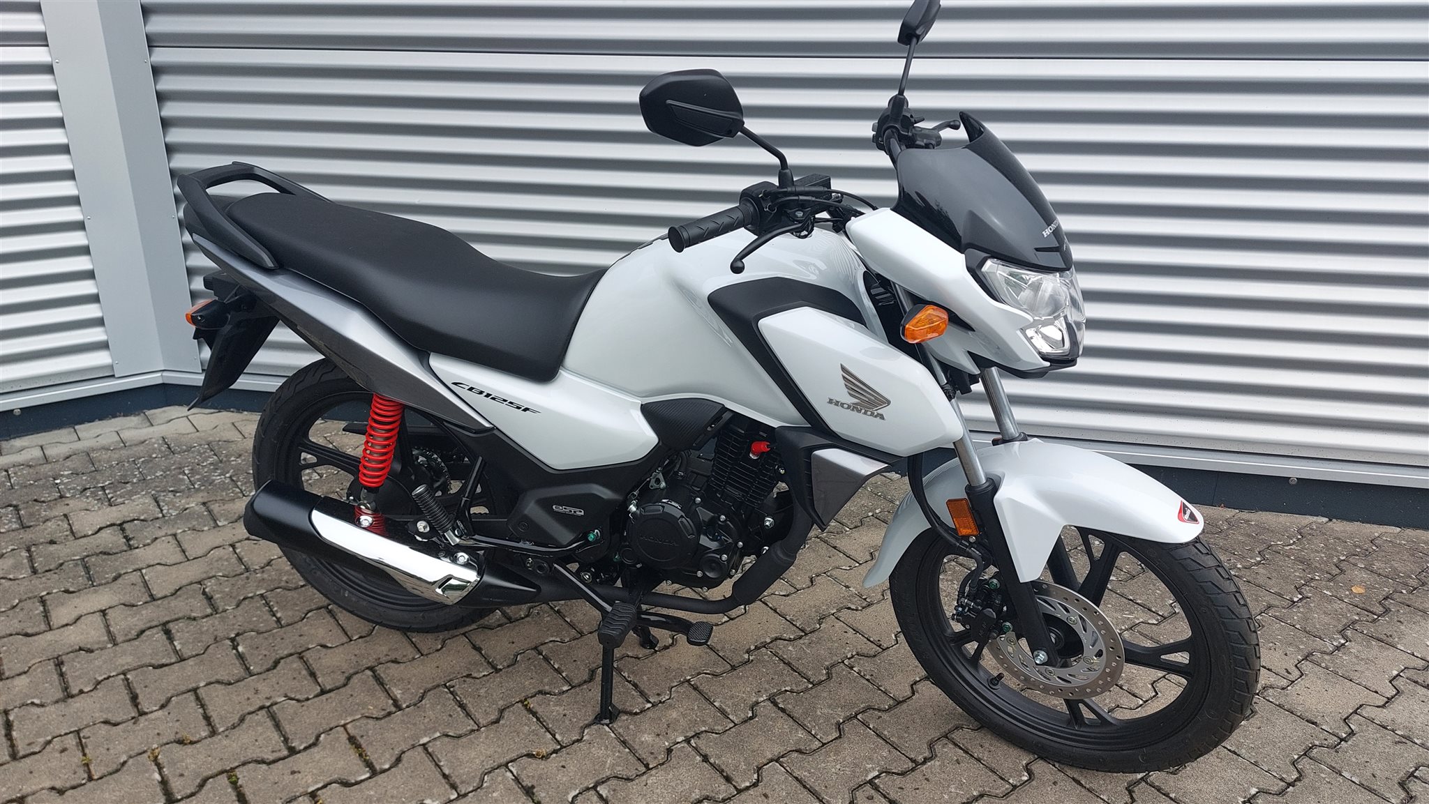 Honda CB125F