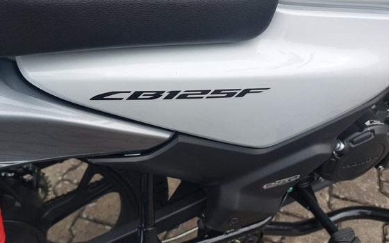 Gebrauchtmotorrad Honda CB125F - Bild 6