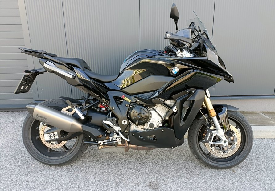 BMW S 1000 XR (black-storm metallic 2)