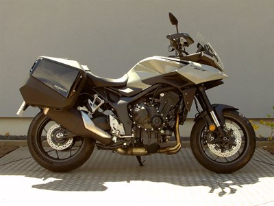 CB1000GT